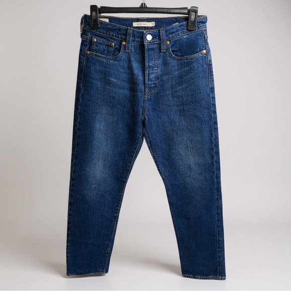 Levi's Blue Wedgie Straight-Leg Jeans Medium-Dark‎ Wash Size 26 - Picture 1 of 3